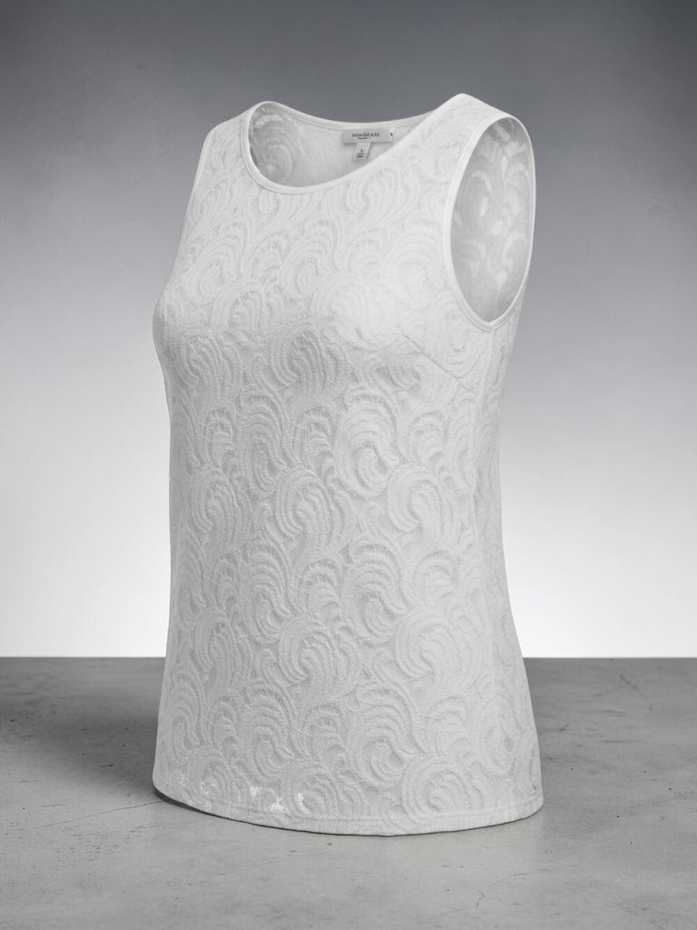 NWOT Shannon Ford New York, White Lace Sleeveless Blouse Size Large